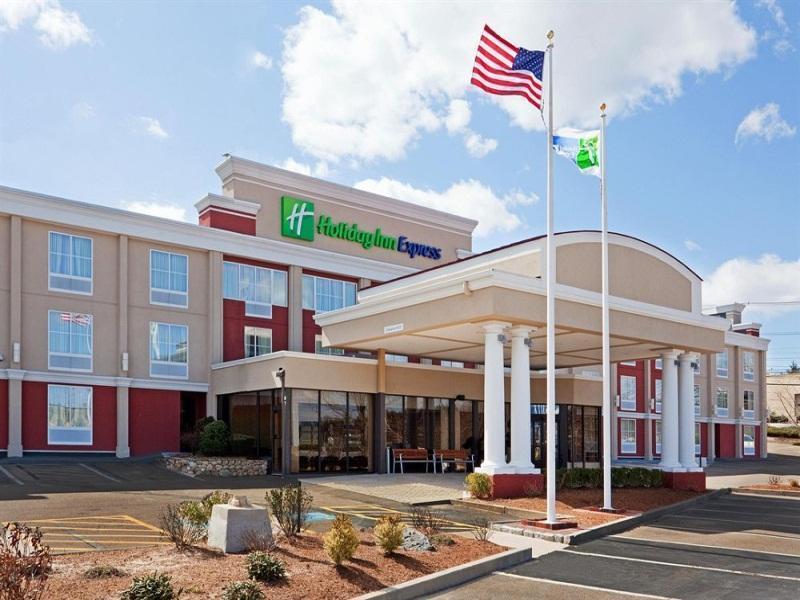 Holiday Inn Express Braintree By Ihg Экстерьер фото